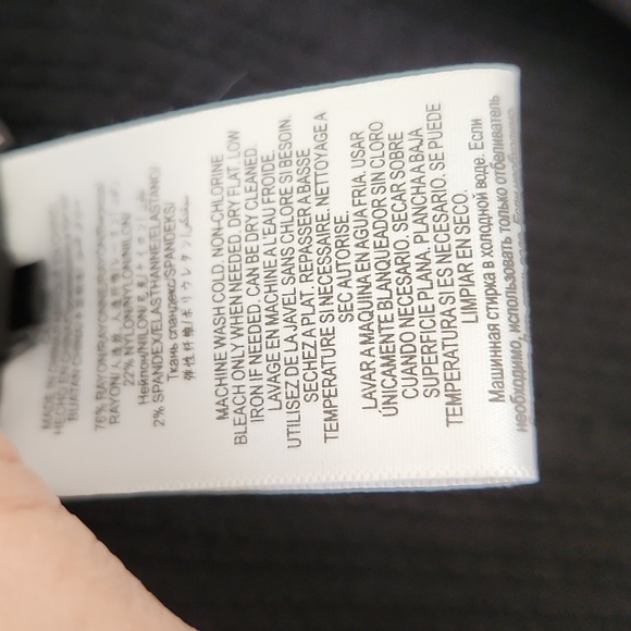 BCBGMAXAZRIA Laure Geometric Knit Jacquard Peplum Top - Picture 8 of 17